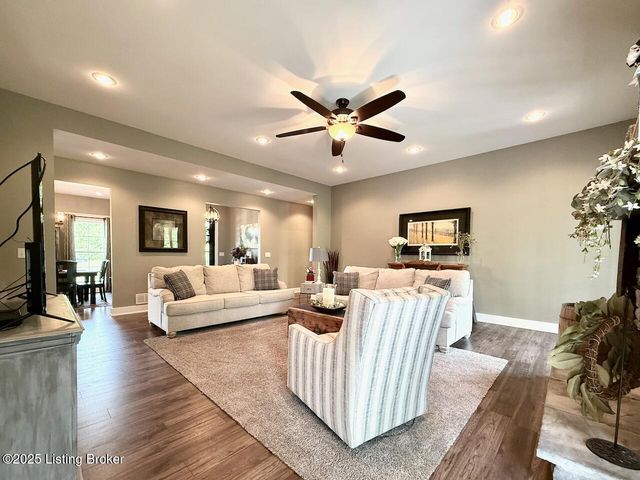 3637 Mt Washington Rd, Taylorsville, KY 40071