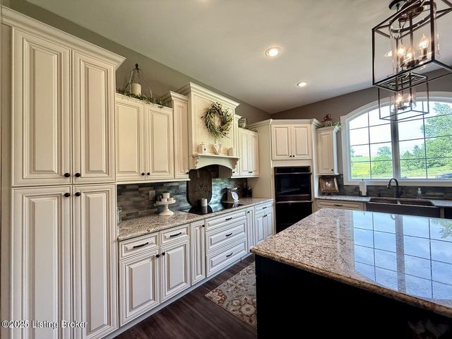 3637 Mt Washington Rd, Taylorsville, KY 40071