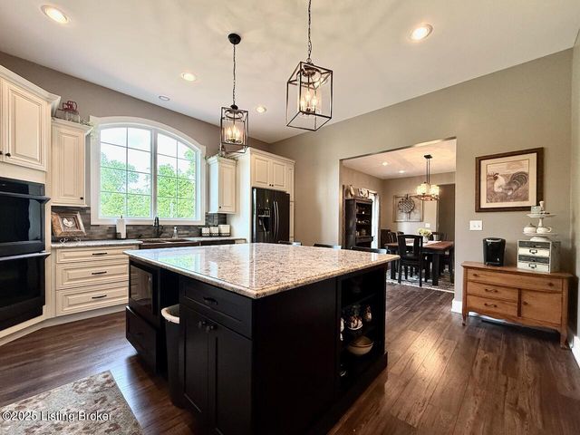 3637 Mt Washington Rd, Taylorsville, KY 40071