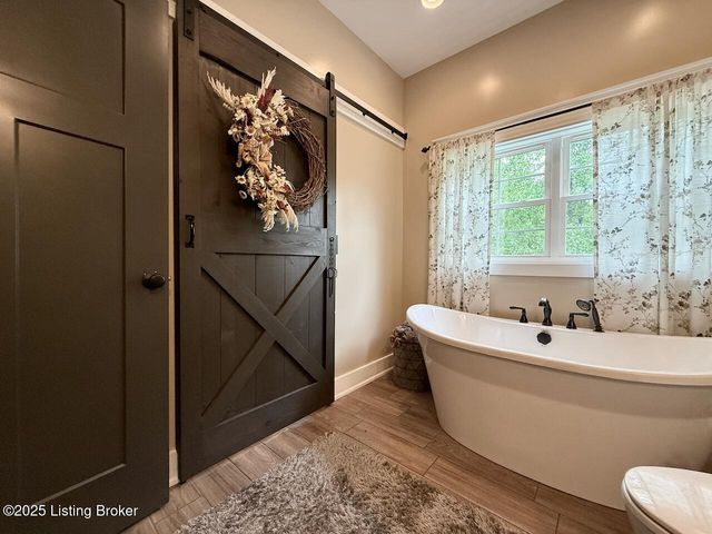 3637 Mt Washington Rd, Taylorsville, KY 40071