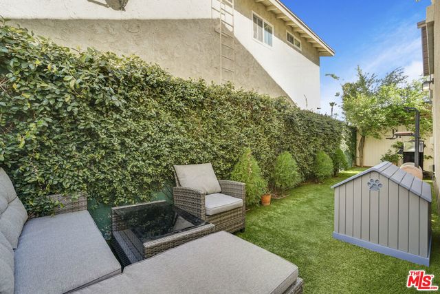 22755 Walnut Park Lane 5, Newhall, CA 91321