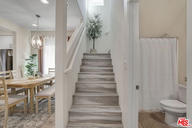 22755 Walnut Park Lane 5, Newhall, CA 91321