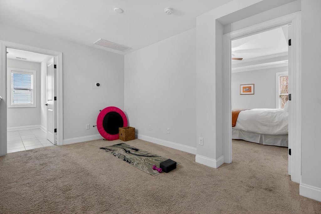 Image 18 of property listing at 2111 Oyster Reef Lane, Mount Pleasant, SC 29466