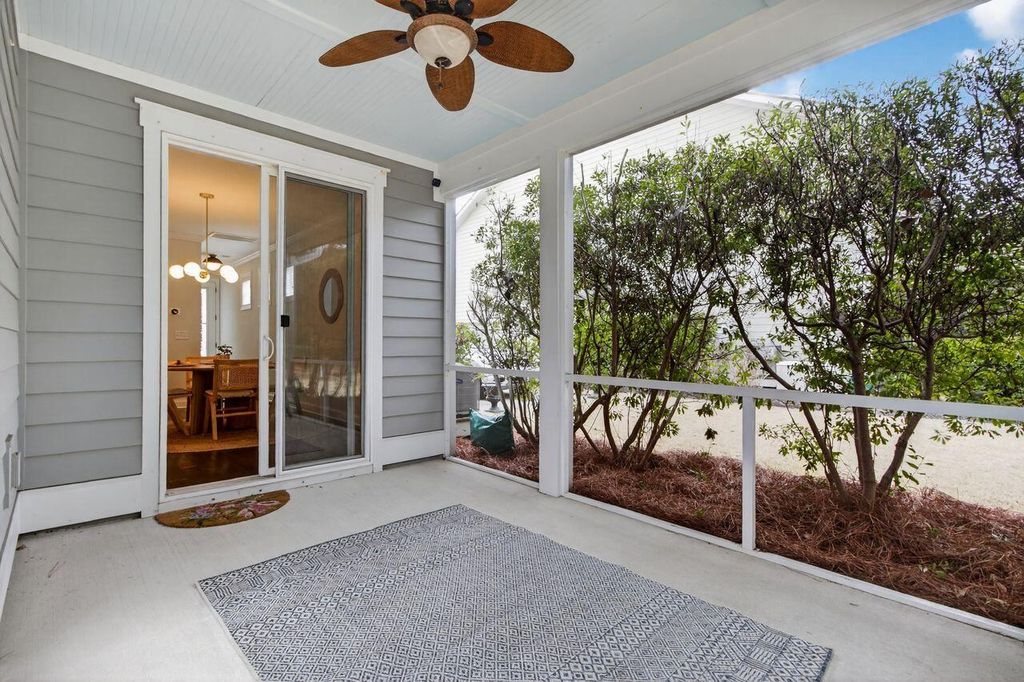 Image 31 of property listing at 2111 Oyster Reef Lane, Mount Pleasant, SC 29466