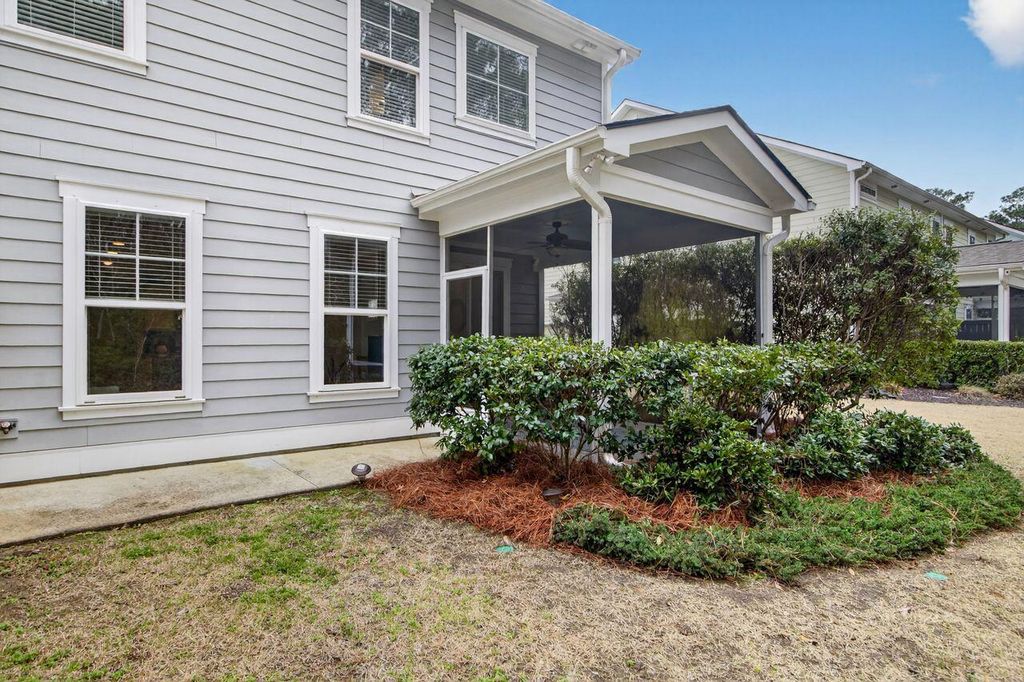Image 32 of property listing at 2111 Oyster Reef Lane, Mount Pleasant, SC 29466