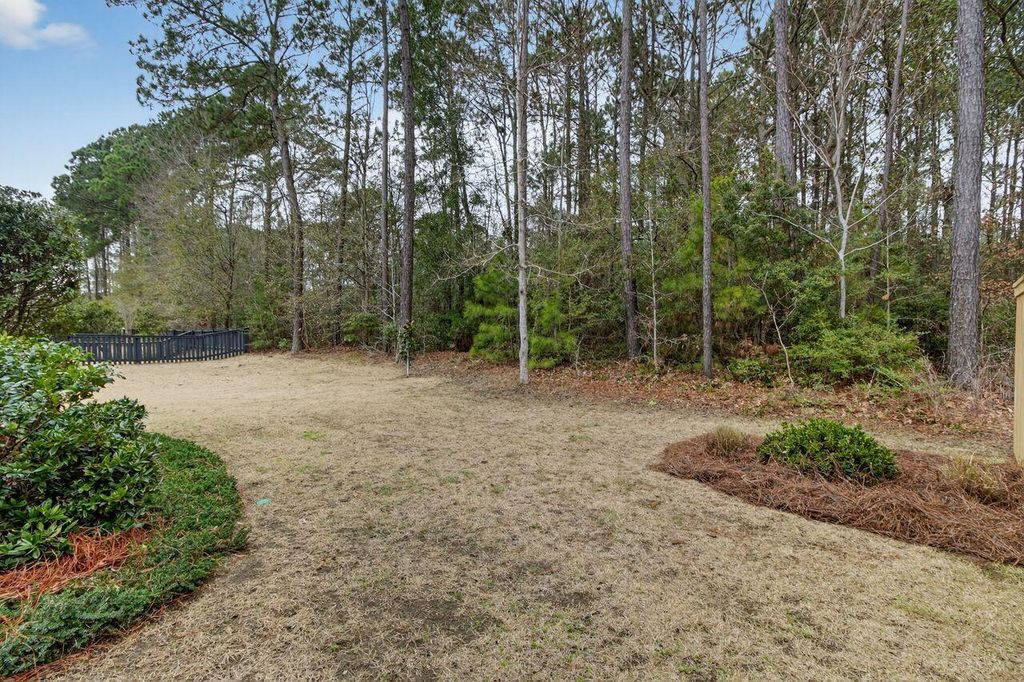 Image 33 of property listing at 2111 Oyster Reef Lane, Mount Pleasant, SC 29466