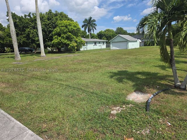 15905 SW 280th St, Homestead, FL 33031