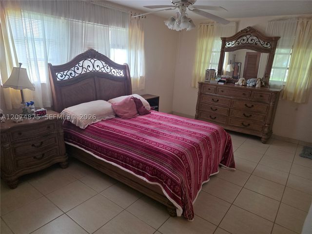 15905 SW 280th St, Homestead, FL 33031