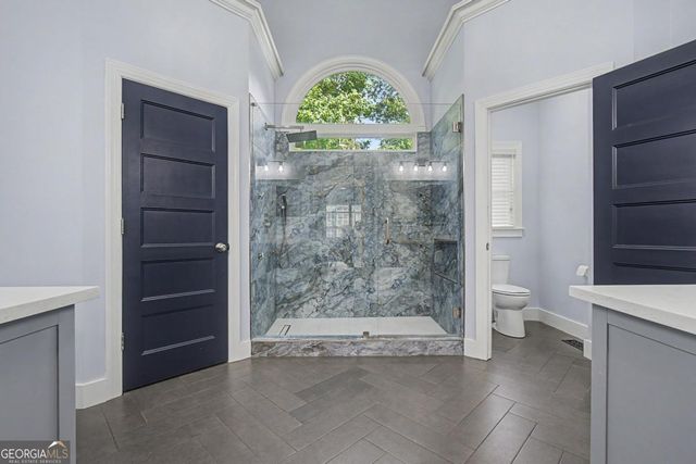 401 The Falls Of Cherokee Drive, Canton, GA 30114