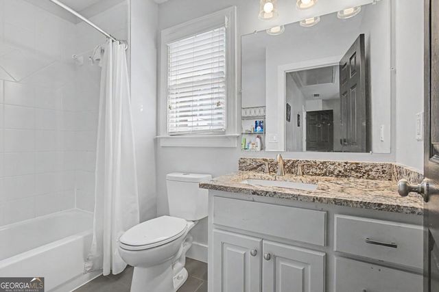 401 The Falls Of Cherokee Drive, Canton, GA 30114