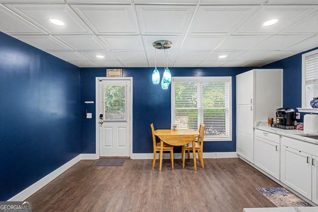 401 The Falls Of Cherokee Drive, Canton, GA 30114