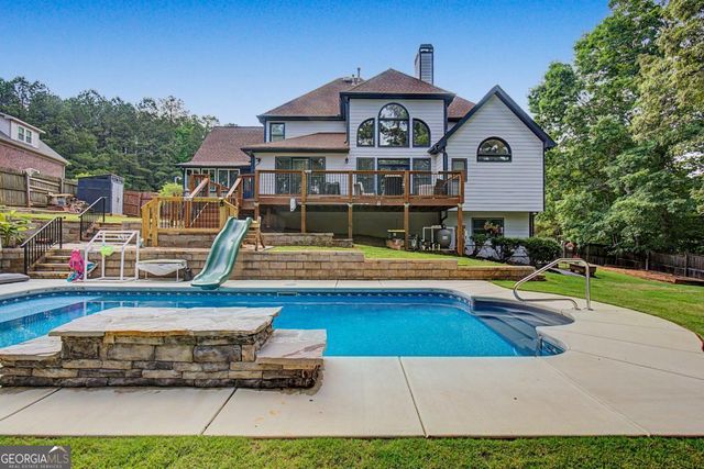 401 The Falls Of Cherokee Drive, Canton, GA 30114