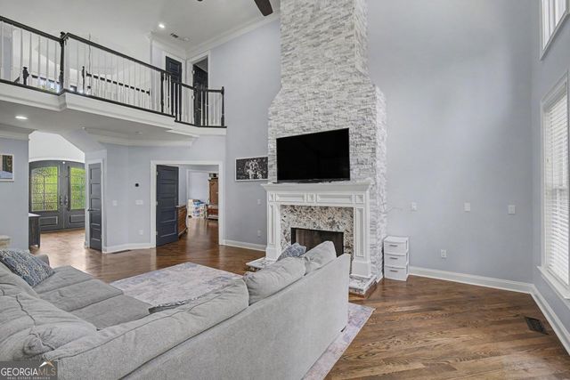 401 The Falls Of Cherokee Drive, Canton, GA 30114