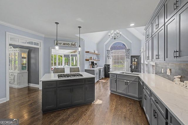 401 The Falls Of Cherokee Drive, Canton, GA 30114