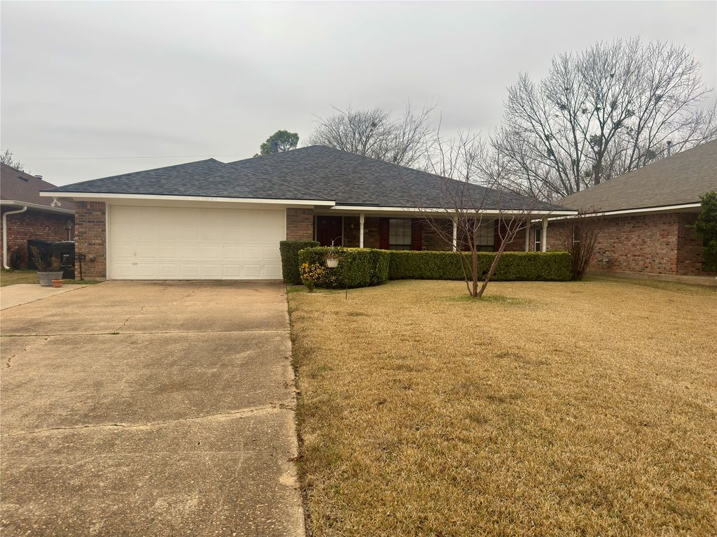 308 Brownlee Circle, Bossier City, LA 71111