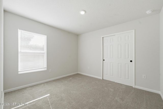 7958 HAMMOND Boulevard, Jacksonville, FL 32220