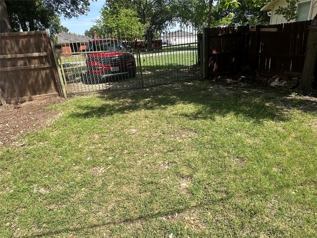 1602 Bruce Drive, Garland, TX 75043