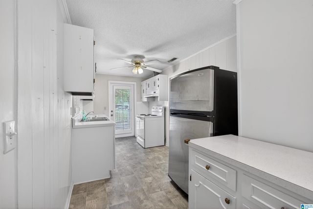 1003 7TH STREET S, Clanton, AL 35045