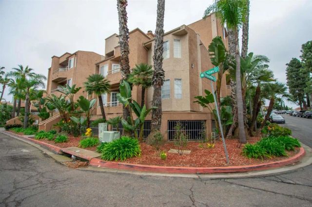 3969 Mahaila Avenue 101, San Diego, CA 92122