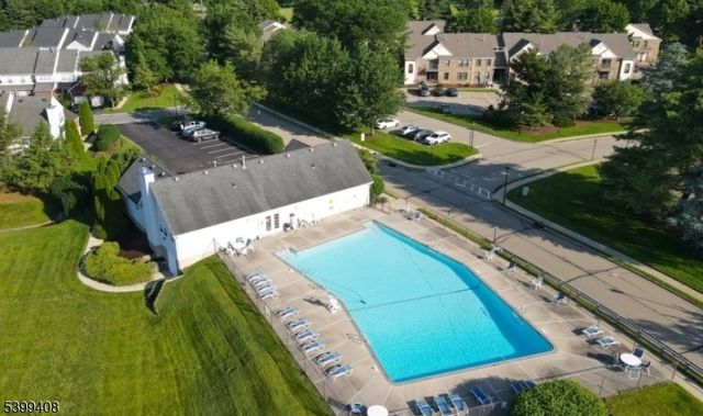 2303 Scarlett Dr, Washington Twp., NJ 07853