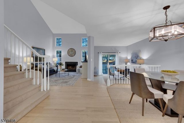 2303 Scarlett Dr, Washington Twp., NJ 07853