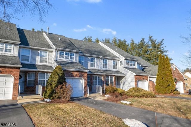 2303 Scarlett Dr, Washington Twp., NJ 07853