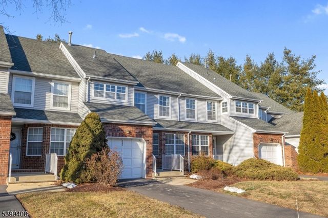 2303 Scarlett Dr, Washington Twp., NJ 07853