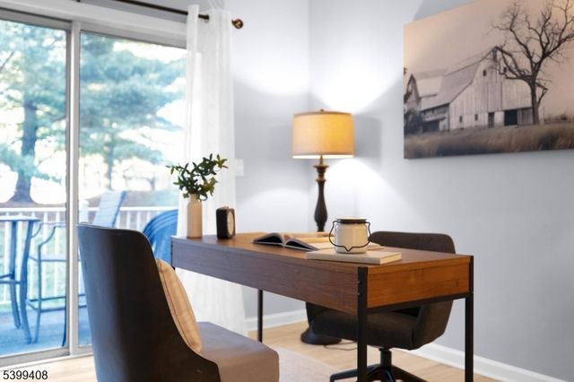 2303 Scarlett Dr, Washington Twp., NJ 07853