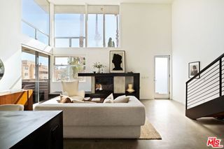 333 S Wilton Place 2, Los Angeles, CA 90020