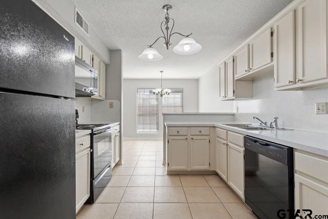 973 Creekside Dr., Tyler, TX 75703