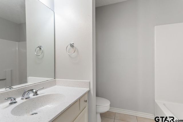 973 Creekside Dr., Tyler, TX 75703