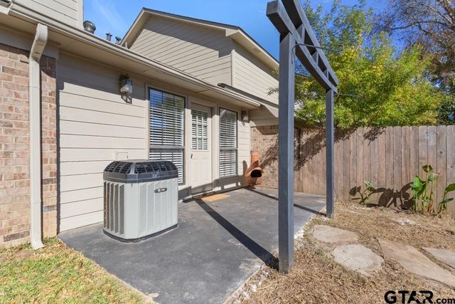 973 Creekside Dr., Tyler, TX 75703