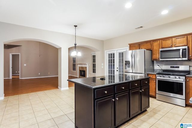 1389 N WYNLAKE DRIVE, Alabaster, AL 35007