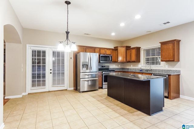 1389 N WYNLAKE DRIVE, Alabaster, AL 35007