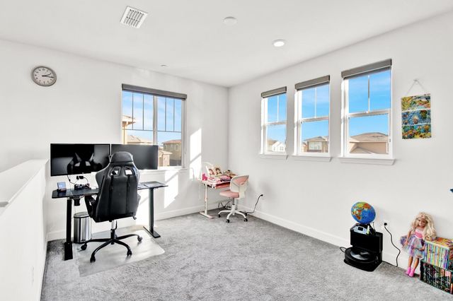 3843 Stanwick Ave, Sacramento, CA 95835