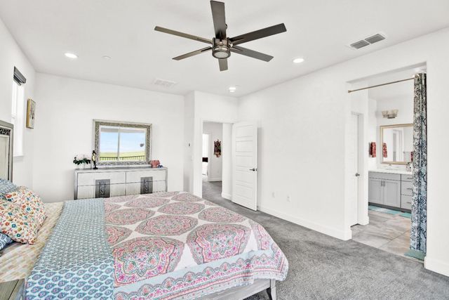 3843 Stanwick Ave, Sacramento, CA 95835