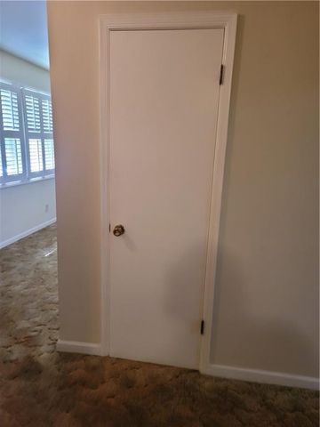 2212 Colonial Circle, Gainesville, GA 30501