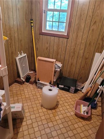 2212 Colonial Circle, Gainesville, GA 30501