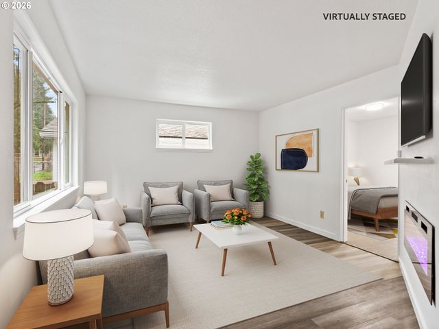 8635 Ne SKIDMORE St, Portland, OR 97220