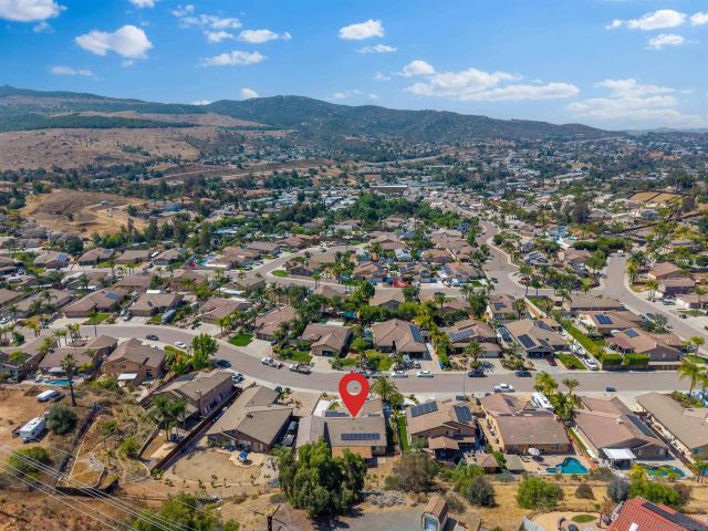 13886-88 Cheryl Creek Dr, El Cajon, CA 92021
