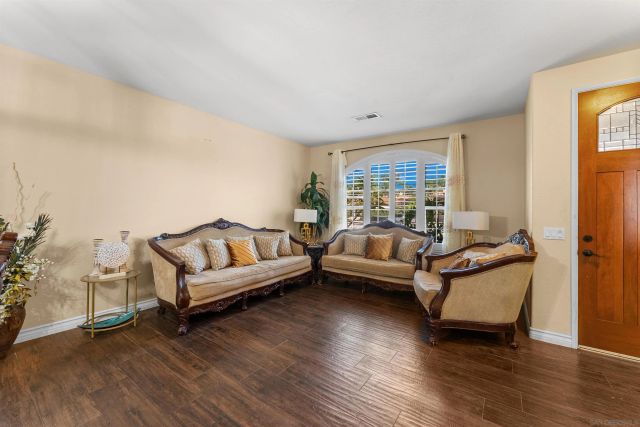 13886-88 Cheryl Creek Dr, El Cajon, CA 92021