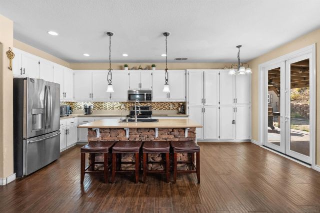 13886-88 Cheryl Creek Dr, El Cajon, CA 92021