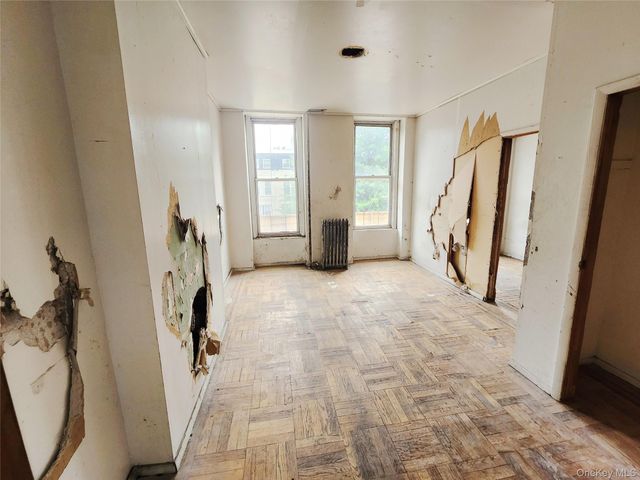 689 Greene Avenue, Brooklyn, NY 11221