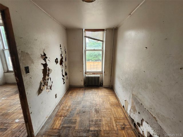 689 Greene Avenue, Brooklyn, NY 11221