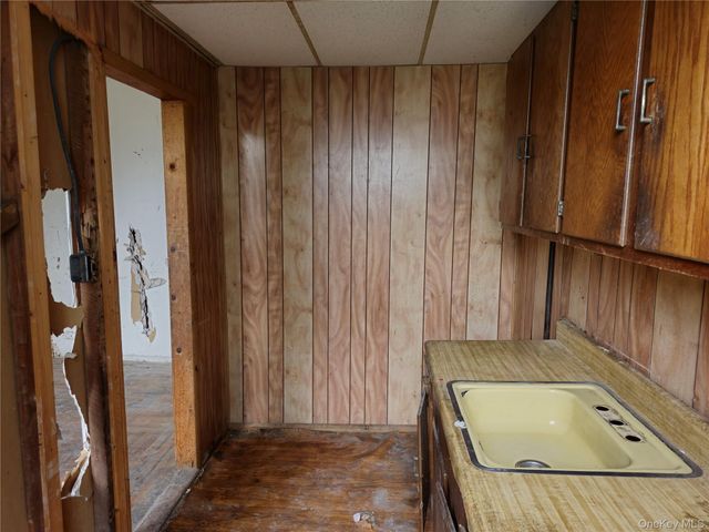 689 Greene Avenue, Brooklyn, NY 11221