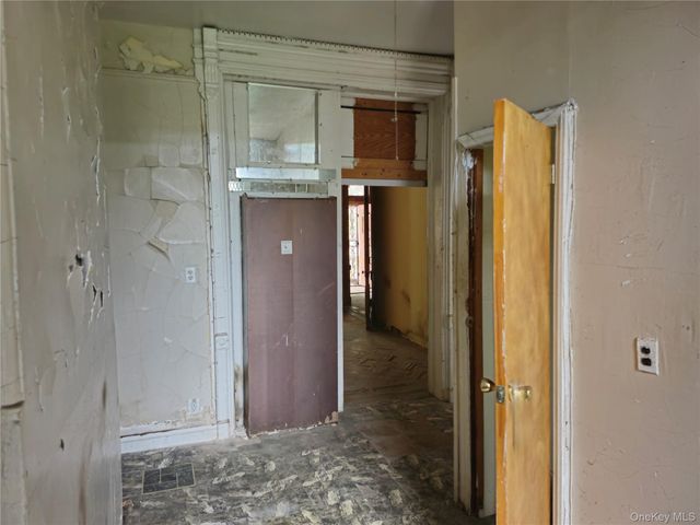 689 Greene Avenue, Brooklyn, NY 11221
