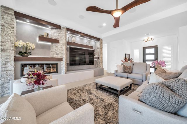 20732 W SAN JUAN Avenue, Buckeye, AZ 85396