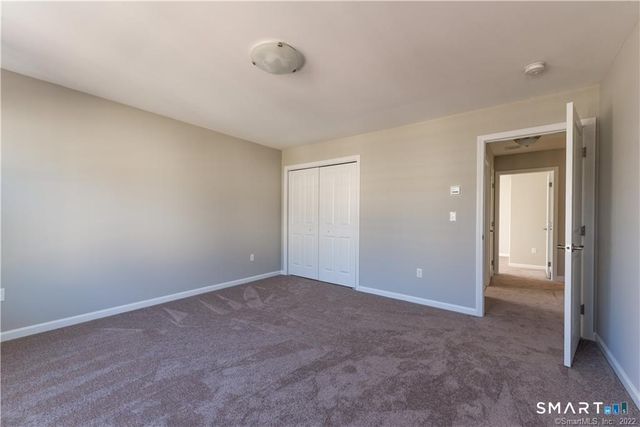 137 Mulholland Way 83, North Haven, CT 06473