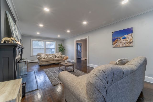 300 Lincoln Street, New Britain, CT 06052