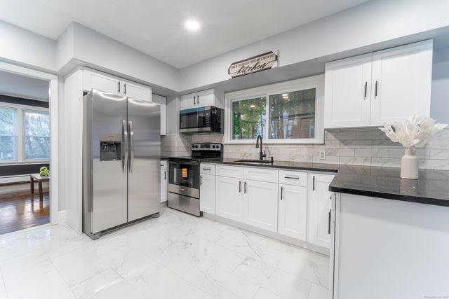 300 Lincoln Street, New Britain, CT 06052